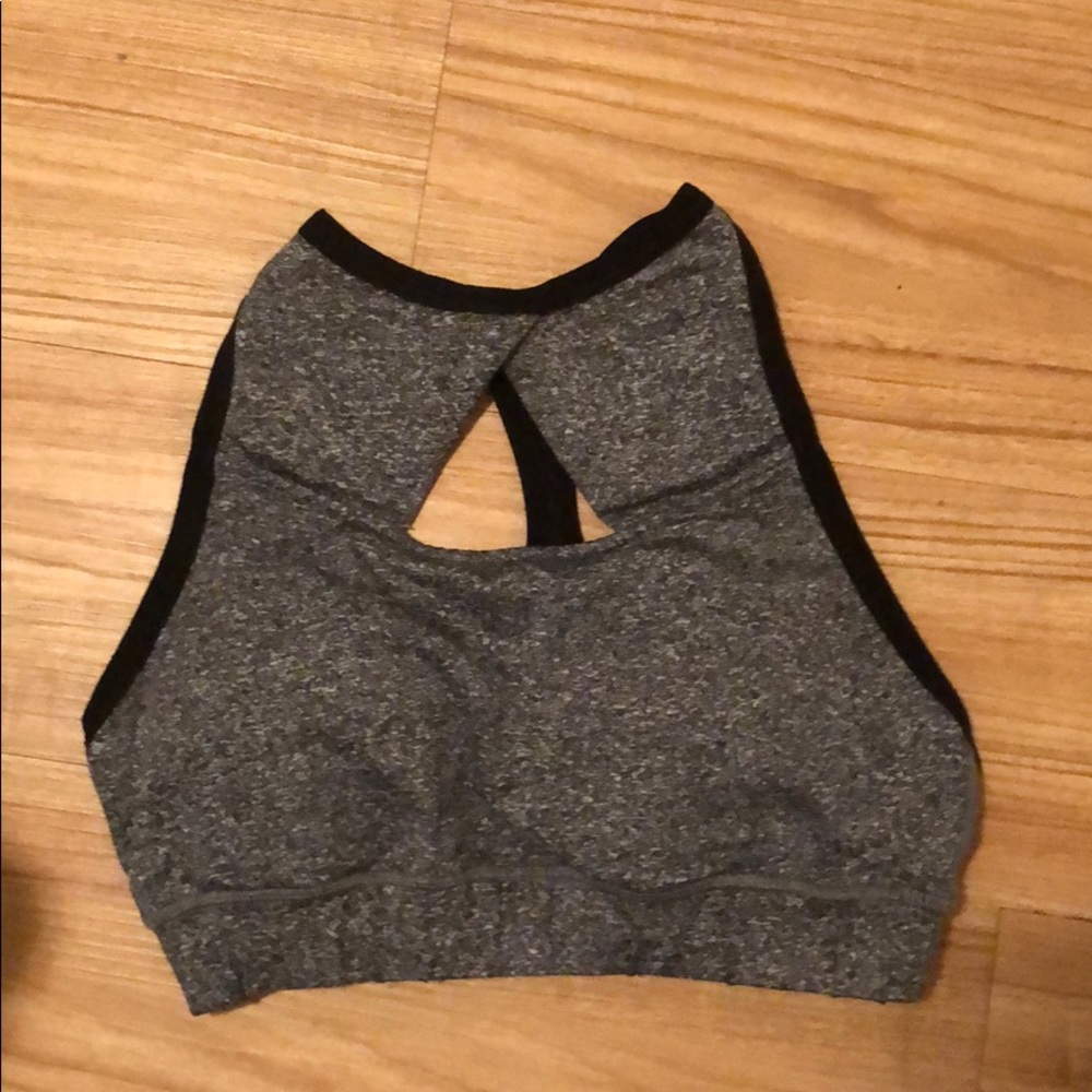 Chestee Q size 6
